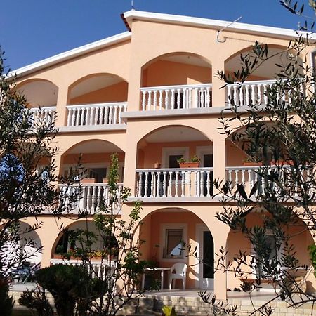 Apartments Dujlovic ปริฟลากา ภายนอก รูปภาพ