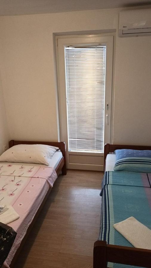 Apartments Dujlovic ปริฟลากา ภายนอก รูปภาพ